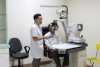 Bệnh nhân cắt kính mắt tại TTYT Đoan Hùng